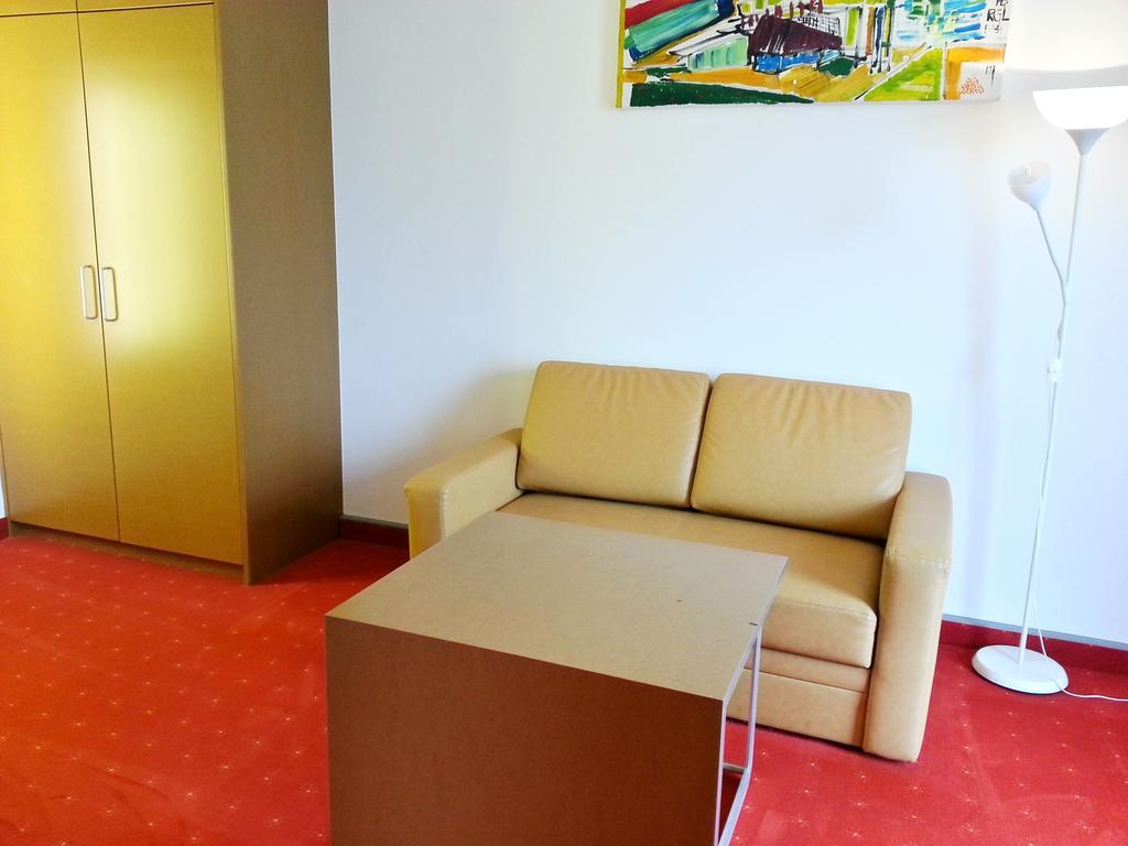 Orange Wings Hotel 3*