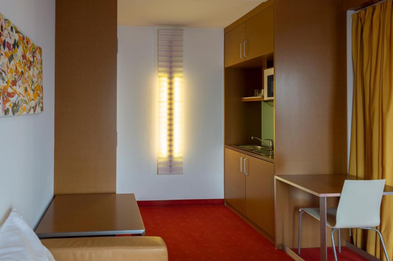 Hotel Orange Wings Kremže